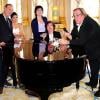 Le 21 juin 2010, Carmen Maria Vega recevait le premier prix Barbara au ministère de la Culture, en présence notamment de Frédéric Mitterrand, de Gérard Depardieu, de Liane Foly et de Marie-Paule Belle...