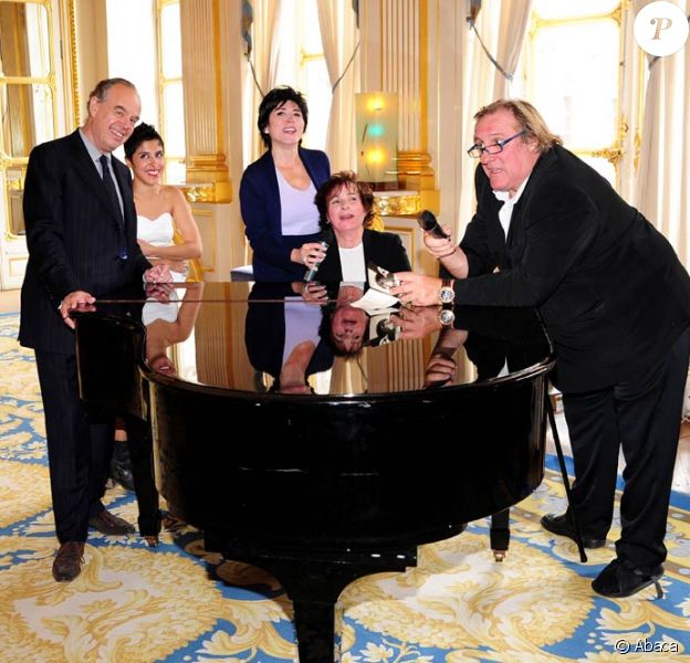 Frédéric Mitterrand, Gérard Depardieu et Liane Foly ont ...