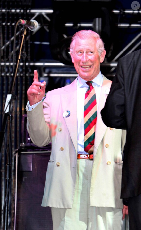 Le 24 juin 2010, le prince Charles était en visite sur les lieux du festival de Glastonbury !