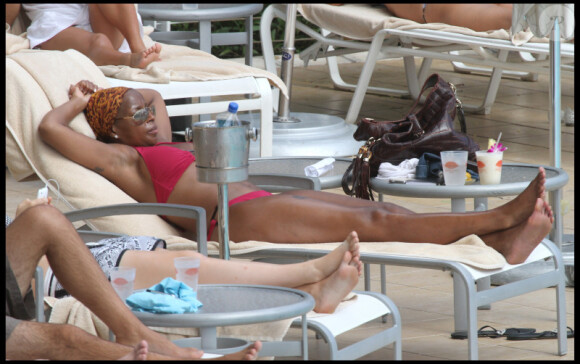 Mary J. Blige en vacances à Miami le 22 juin 2010