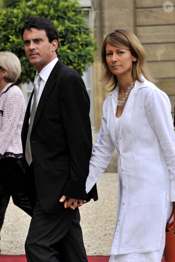 Manuel Valls et sa compange Anne Gravoin, Garden Party de l'Elysée, 14 juillet 2009