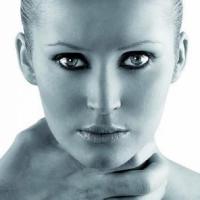 Tatiana Laurens de Secret Story : Regardez-la redevenir une femme battue...