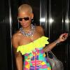 Amber Rose, vêtue d'une tenue 100% fluo, sort de son hôtel new-yorkais, vendredi 2 juillet.