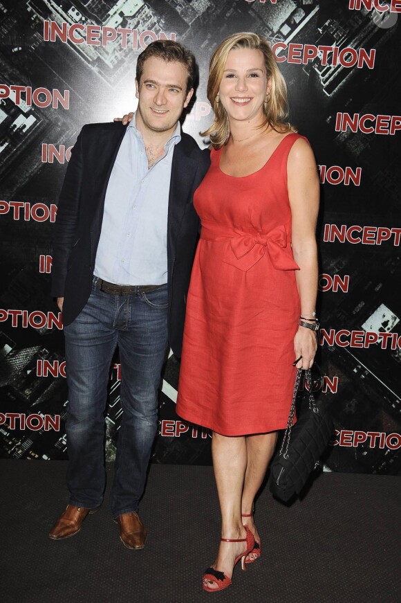 Laurence Ferrari, radieuse enceinte et son époux Renaud Capuçon à la première de Inception à Paris le 10 juillet 2010