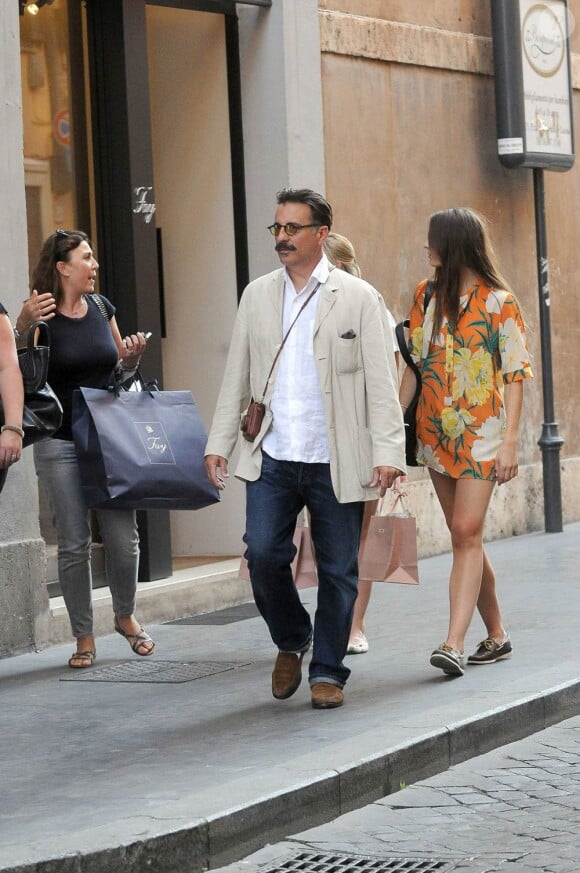 Andy Garcia avec sa femme Marivi Lorido et sa fille Dominik à Rome, le 11 juillet 2010