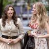 Amanda Setton (alias Penelope Shafai) et Alice Callahan (alias Jessica) sur le tournage de Gossip Girl, le 13 juillet 2010 à New York