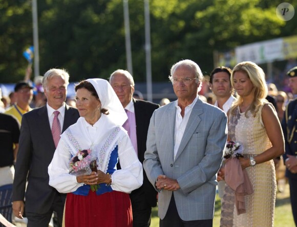 La famille royale s'est réunie le 14 juillet 2010, comme chaque année, au château de Borgholm, pour l'anniversaire de la princesse Victoria. Mais sans elle, qui est en lune de miel !