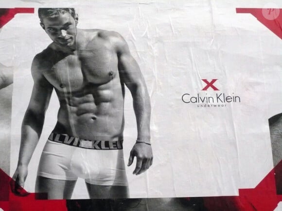 Kellan Lutz numéro 1 du classement des plus beaux corps masculins (ici pour la pub Calvin Klein)