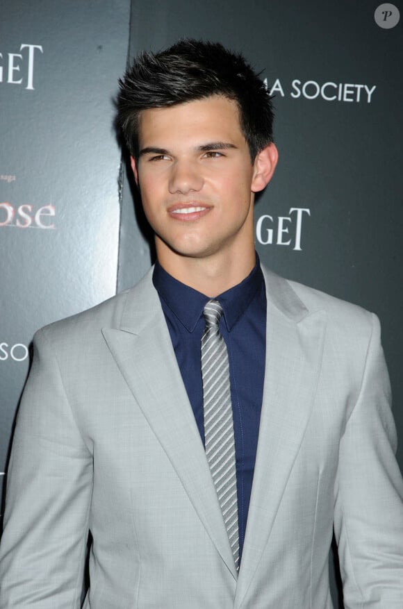 Taylor Lautner numéro 3 du classement des plus beaux corps masculins
