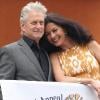 Catherine Zeta-Jones et Michael Douglas visitent un hôpital pour enfants à Cardiff en Grande-Bretagne le 23 juillet 2010