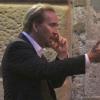 Nicolas Cage et son épouse Alice Kim fêtent leur anniversaire de mariage au restaurant Botafumeiro à Barcelone le 29 juillet 2010 en compagnie de leur fils Kal-El