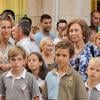 La famille royale espagnole en balade à Majorque le 12 août 2010 : la reine Sofia, ses filles Elena et Cristina accompagnée de son époux Inaki, Urdangarin et leurs enfants