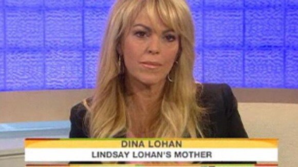 Dina Lohan, mère de Lindsay Lohan : "Lindsay ne retournera pas à Los Angeles à sa sortie de rehab" !