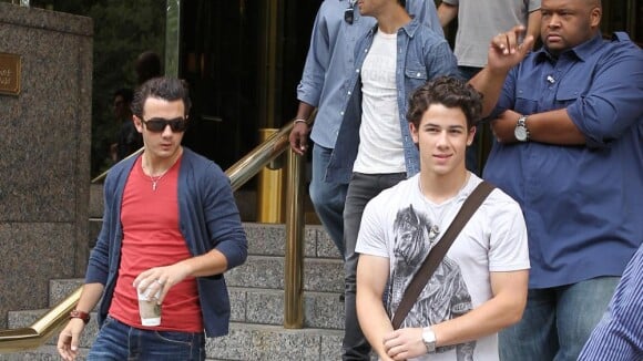 Les Jonas Brothers : Leur trio éclate, à cause des filles !
