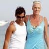 Brigitte Nielsen et son époux Matt Dessi passent des vacances ensoleillées à Saint-Tropez. Ils sont toujours aussi amoureux l'un de l'autre. 19/08/2010