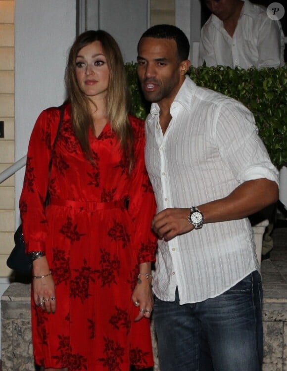 Craig David et sa nouvelle petite amie Fearne Cotton à la sortie du restaurant Prime one 12 à Miami en août 2010