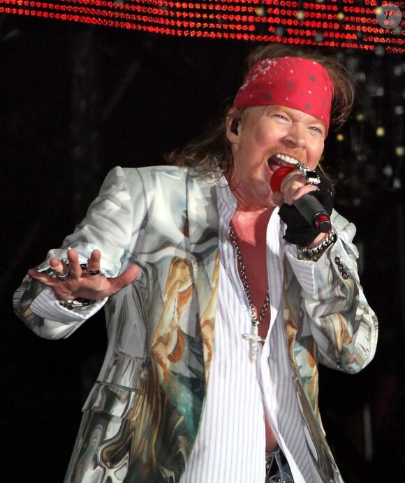 Les Guns N' Roses en concert à Reading, le 27 août 2010