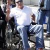 Jean-Marie Bigard a testé la vie en chaise roulante pour l'association Handynamic
