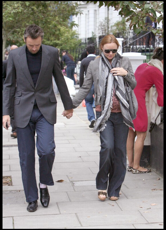 Stella McCartney et son mari Alasdhair Willis à Londres, le 14 septembre 2010