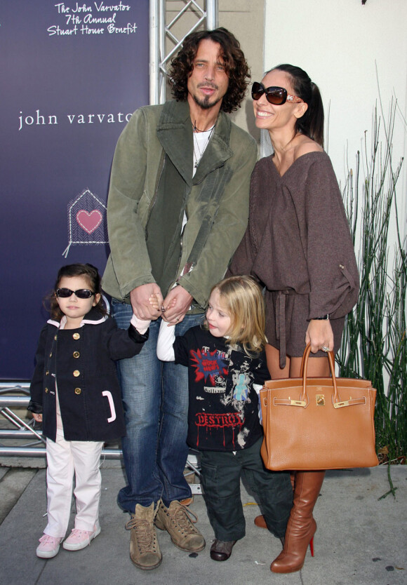 Chris Cornell,sa bien-aimée Vicky et ses enfants