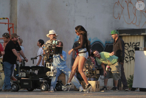 La chanteuse américaine Ciara sur le tournage de son nouveau clip, Gimmie Dat