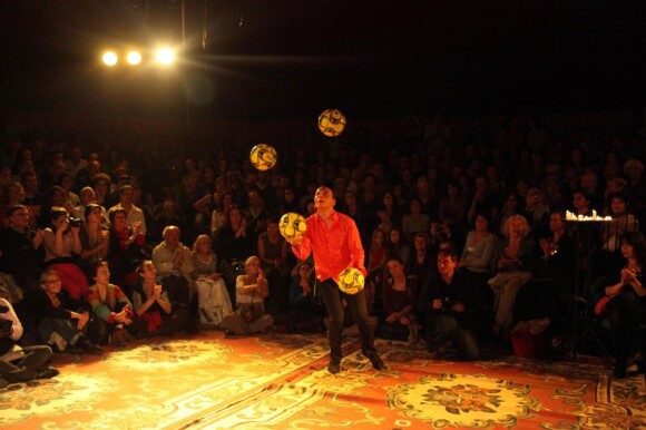 Spectacle du cirque Romanès, le 4 octobre 2010.