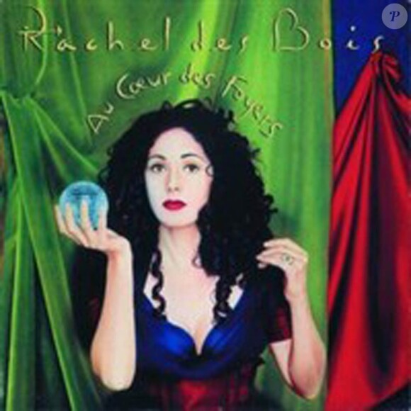 Après pas loin de 15 ans d'absence, Rachel des Bois fait son retour avec un troisième album : Un peu plus à l'Ouest. Photo : album Au coeur des foyers (1993).