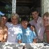 Daniel Guichard avec sa fille Emmanuelle et ses trois derniers fils à Sauvian dans la propriété familiale