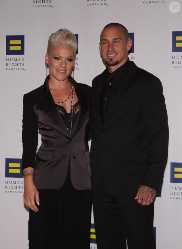 Pink et son mari Carey Hart au 14e dîner pour les droits de l'homme, à Washington, le 9 octobre 2010