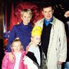 Sophie Davant, son mari Pierre Sled et leurs enfants Valentine et Nicolas en 2001 à Paris