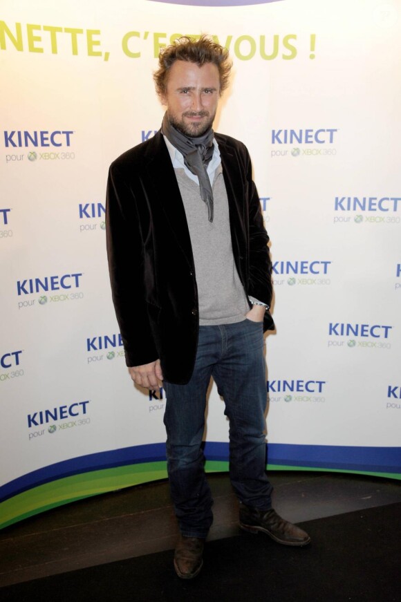 Alexandre Brasseur lors de la soirée de lancement de la nouvelle console Kinect pour Xbox 360, au VIP Room à Paris le 9 novembre 2010