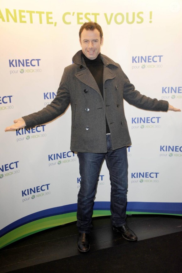 Nicolas Deuil lors de la soirée de lancement de la nouvelle console Kinect pour Xbox 360, au VIP Room à Paris le 9 novembre 2010