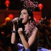 Katy Perry sur le podium du défilé Victoria's Secret 2010. Le 10 novembre à New York.