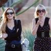 Lindsay Lohan se balade dans les allées de Betty Ford, son centre de désintoxication, avant de recevoir la visite de deux amies, jeudi 11 novembre.