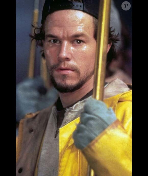 Mark Wahlberg dans En pleine tempête de Wolfgang Petersen, sortie en salles le 9 août 2000.