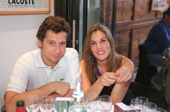 Laurent Gerra et Mathilde Seigner en 2001.