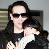 Marilyn Manson et sa nouvelle chérie sortent du cinéma à Beverly Hills, le 12 novembre 2010