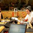 Carla Bruni, invitée de la matinale de RTL pour une interview avec Yves Calvi dans le cadre de la journée mondiale de lutte contre le Sida le 1er décembre 2010