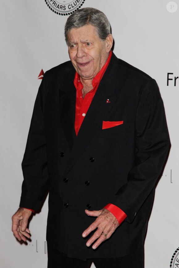 Jerry Lewis au Friars Club Roast, qui s'est tenu au New York Hilton de New York, le 1er décembre 2010.