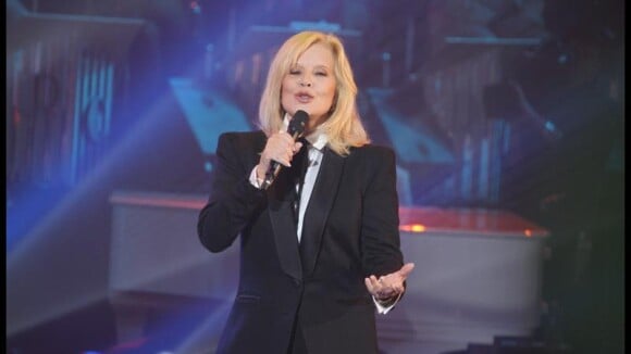 Découvrez Sylvie Vartan dans son spectacle inédit, devant ses amies stars !