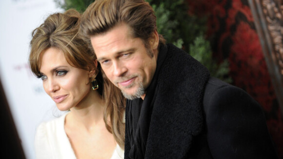 Angelina Jolie, reine blanche aux côtés de son amoureux Brad Pitt !