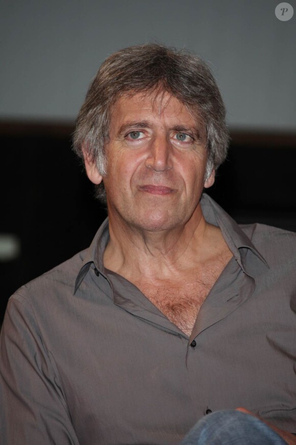 Yves Duteil a participé au 8e Prix de la Solidarité, le 6 décembre 2010.