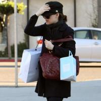 Winona Ryder de retour sur le devant de la scène, et elle se lâche en shopping !