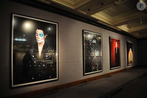 Présentation des clichés d'Arno Bani, à l'hôtel Drouot, à Paris, le 15 octobre 2010