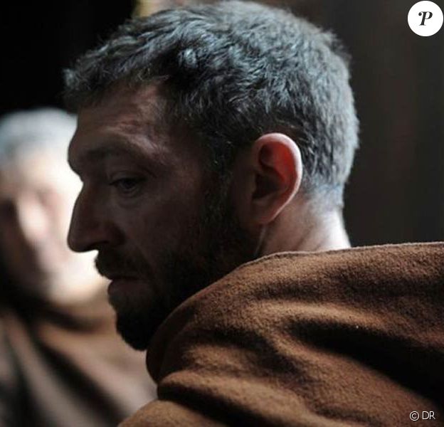 Première photo officielle de Vincent Cassel dans Le Moine, de Dominik Moll.