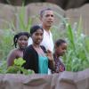 Barack Obama et ses filles au Zoo de Honolulu à Hawaï le 3 janvier 2011