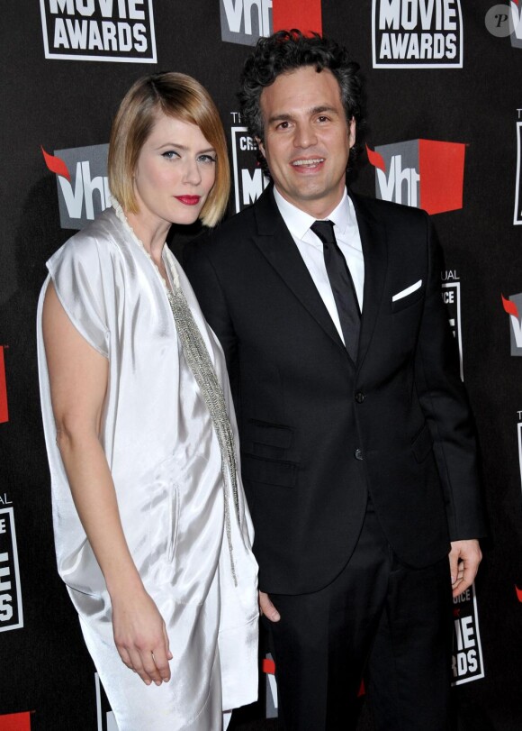 Mark Ruffalo et son épouse Sunrise Coigney aux 16ème Critics Choice Movie Awards, le 14 janvier 2011 à Los Angeles