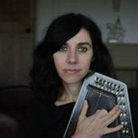 PJ Harvey fusille sublimement les mots assassins, The Words That Maketh Murder !