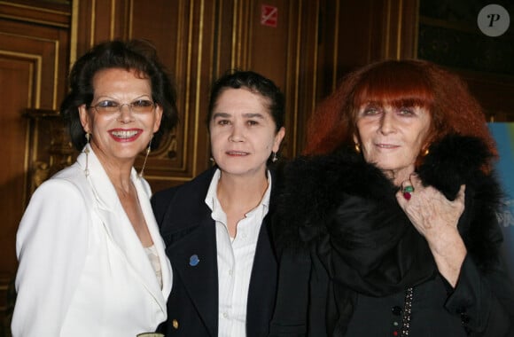 Maria Schneider avec Claudia Cardinale et Sonia Rykiel le 5 juillet 2007