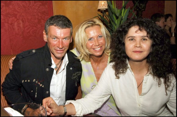 Maria Schneider avec Fiona Gélin et Patrick Dupond en juin 2005